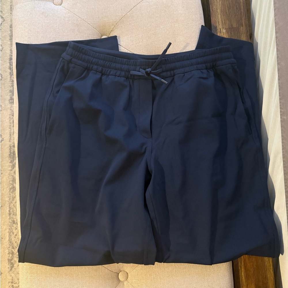 Lululemon Tapered-Leg Mid-Rise Pant